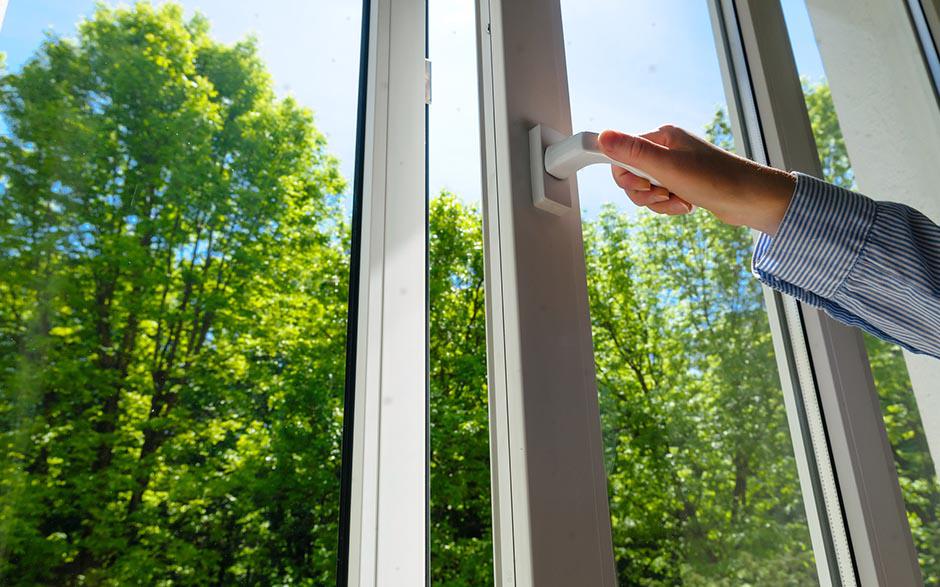 vitre sur mesure Montataire